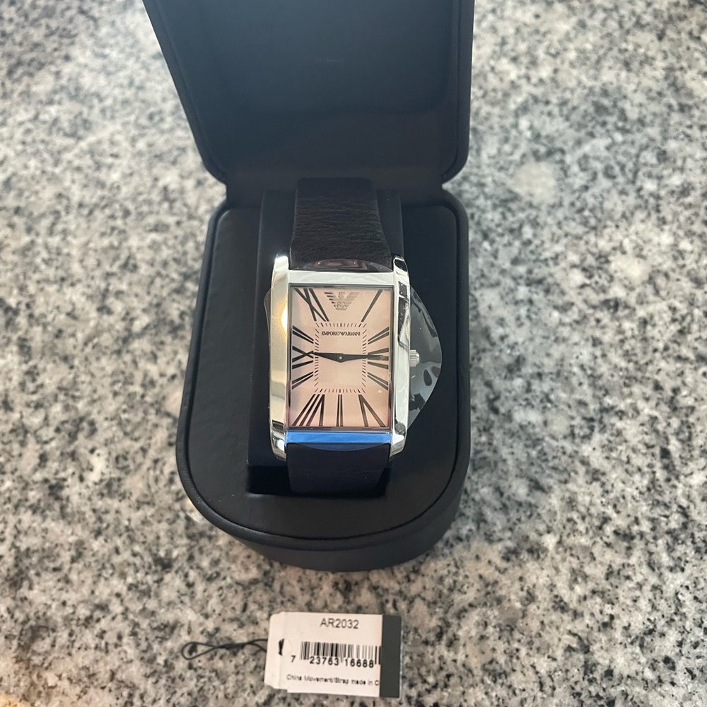 Emporio Armani watch. Never worn. AR2032.